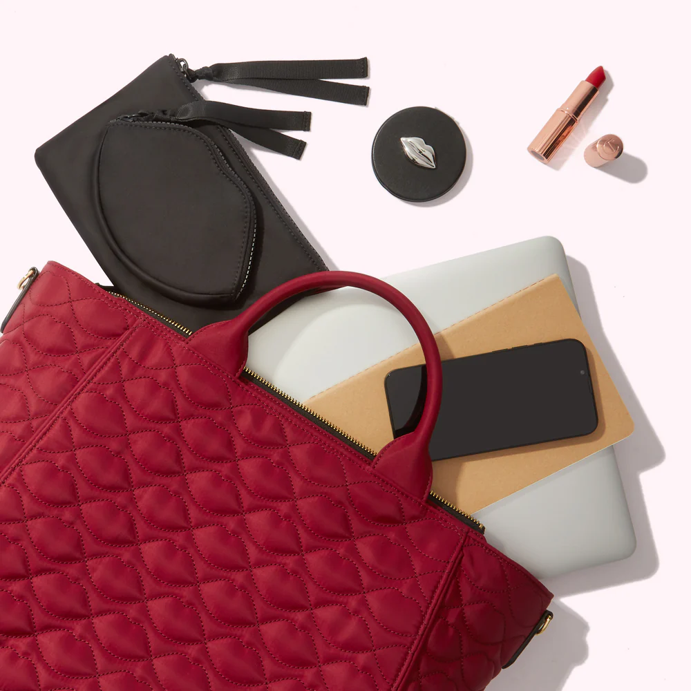 BEET RED QUILTED LIPS CARLY TOTE BAG - Image 6