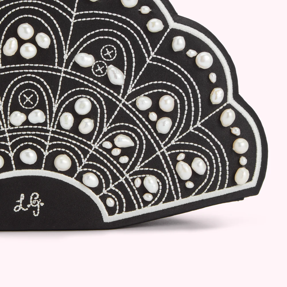 BLACK COLLECTIBLE FAN CLUTCH BAG - Image 4