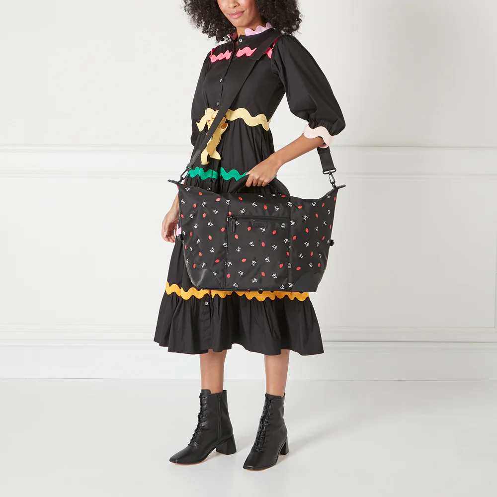 BLACK LG LOGO AND LIPS PRINT FENELLA - Image 10