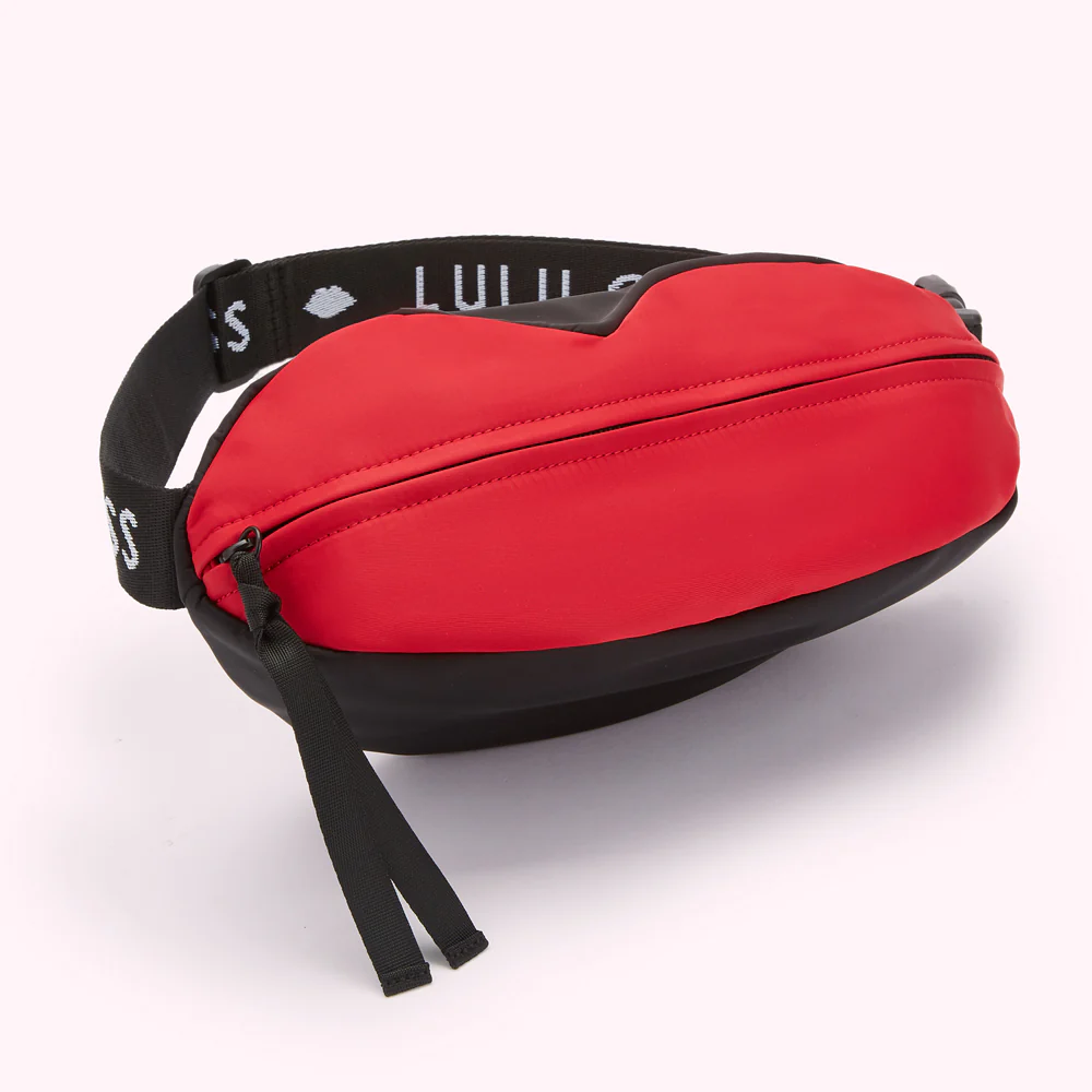 BLACK MULTI PUCKER UP LIPS BELT BAG - Image 2