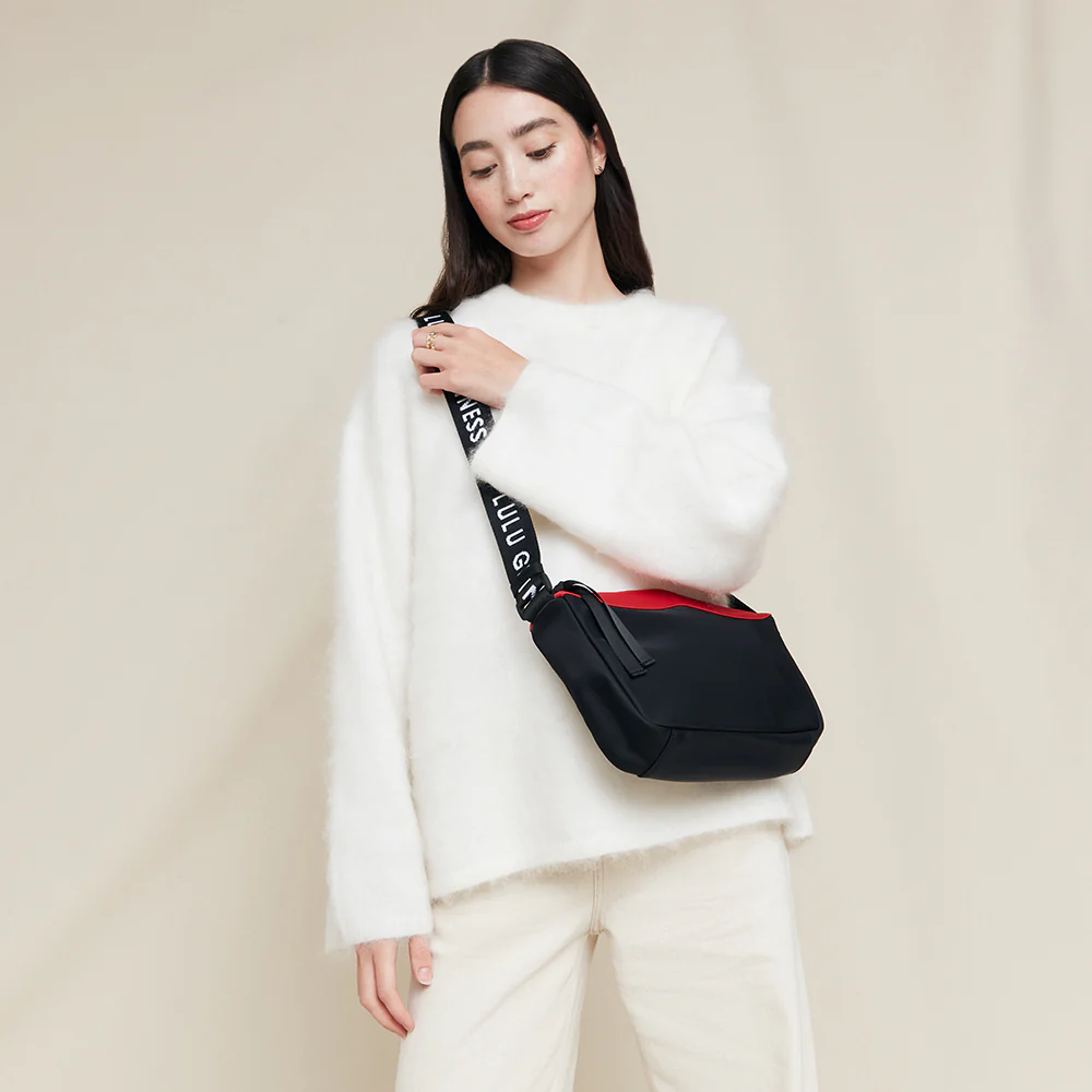BLACK MULTI PUCKER UP LIPS BAG - Image 7