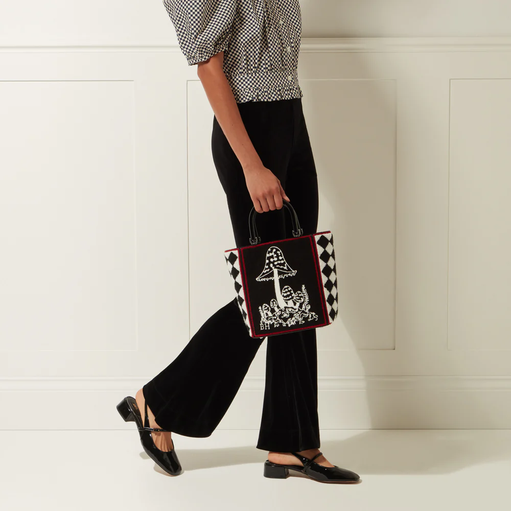 BLACK MULTI SPELLBOUND BIBI TOTE - Image 7