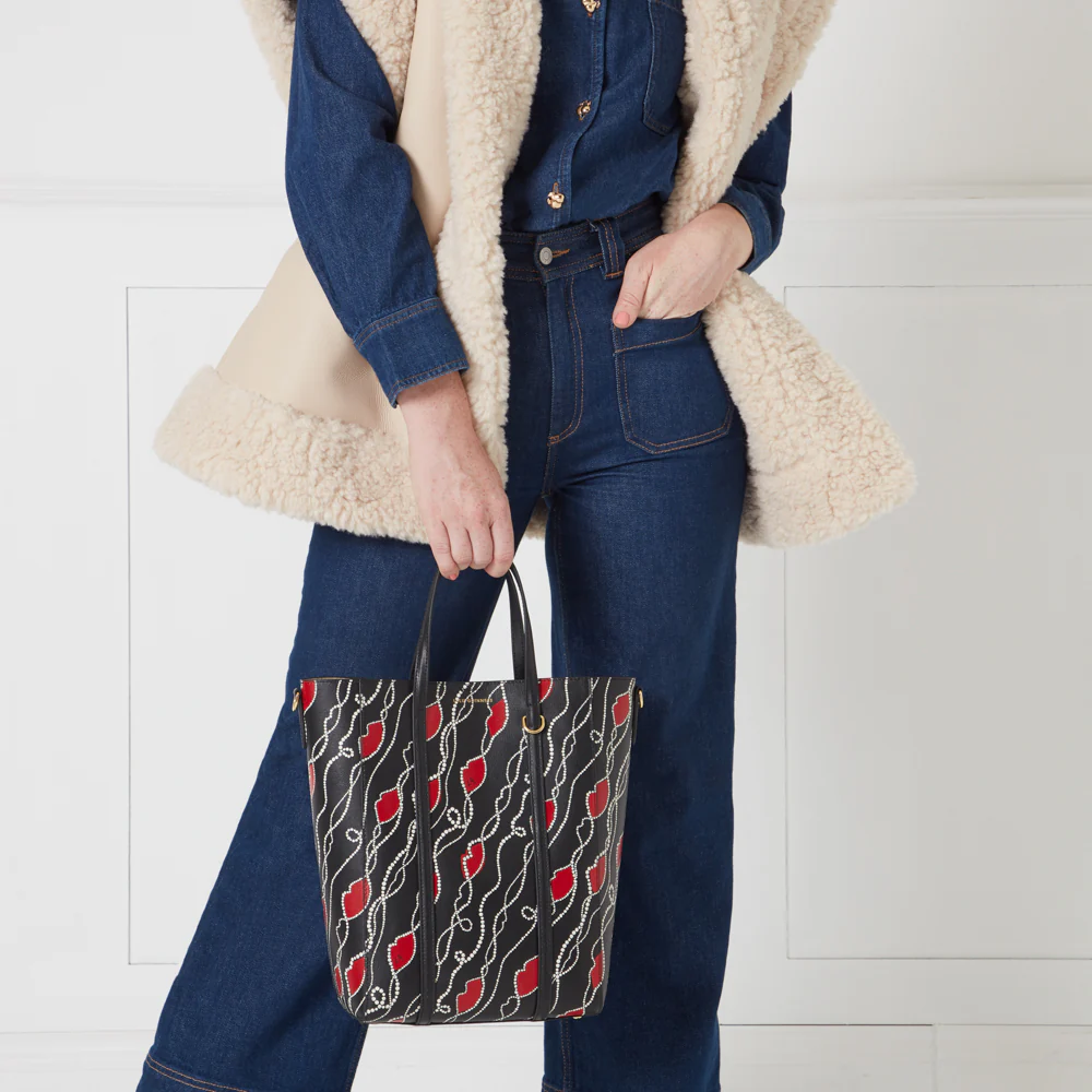 BLACK PEARLY LIP PRINT GARBO TOTE BAG - Image 7