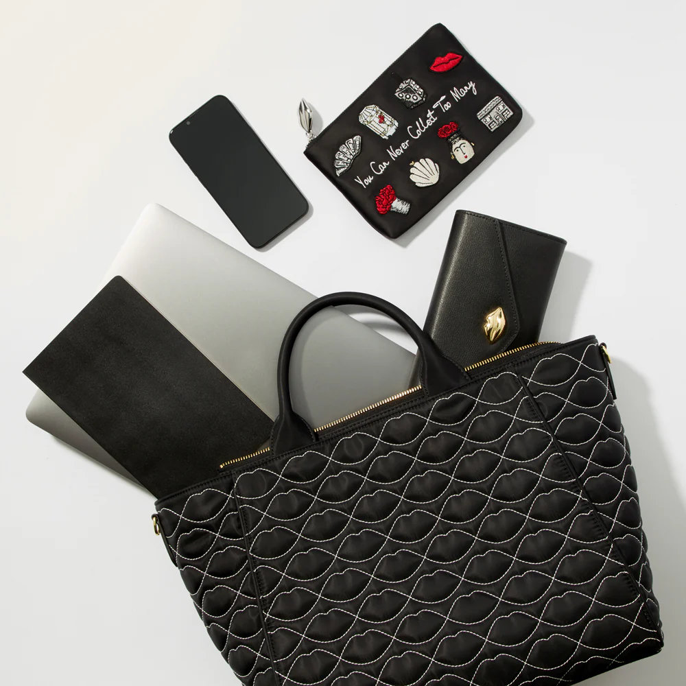 BLACK QUILTED LIPS CARLY TOTE BAG - Image 6
