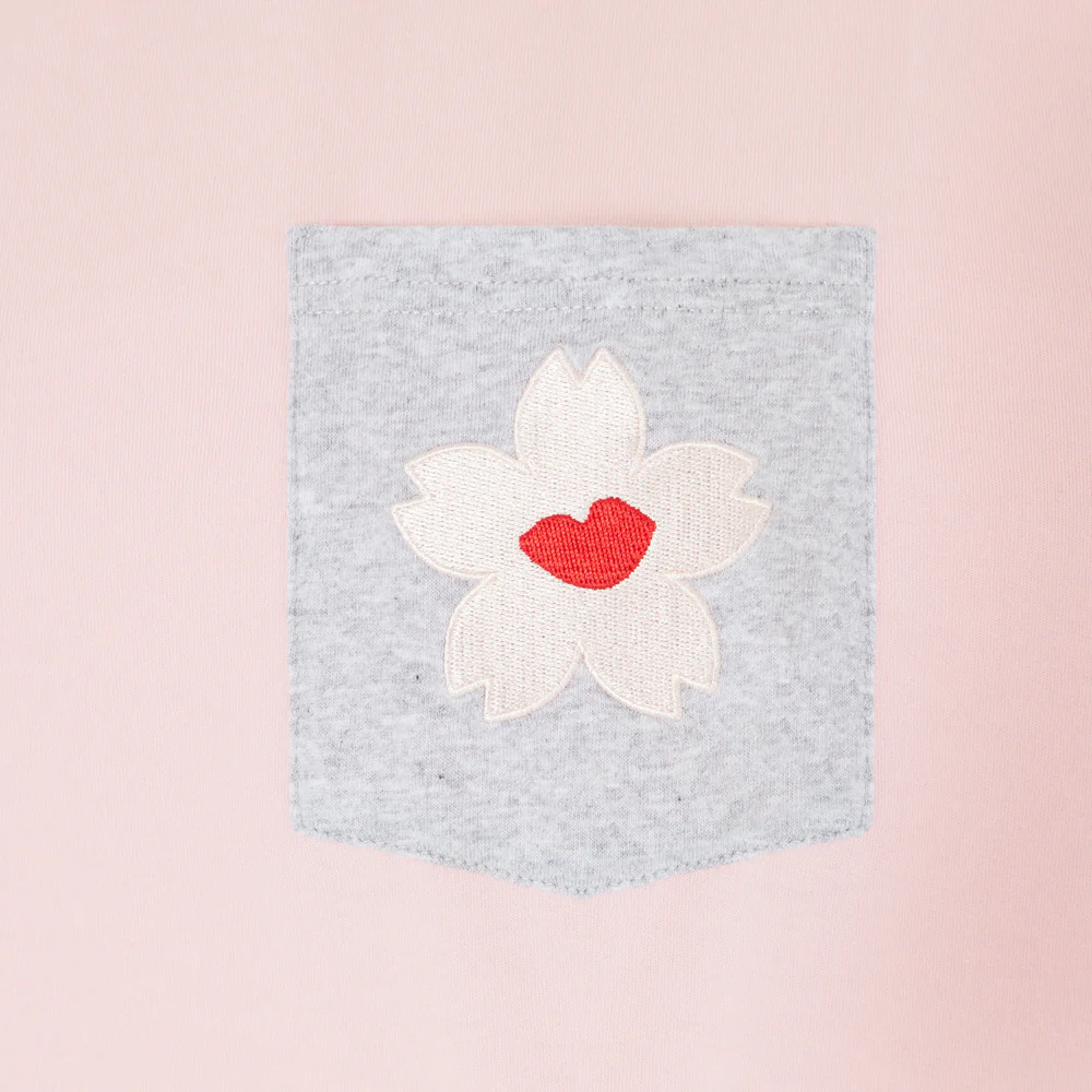 BLUSH BLOSSOM POCKET MACIE T-SHIRT - Image 3