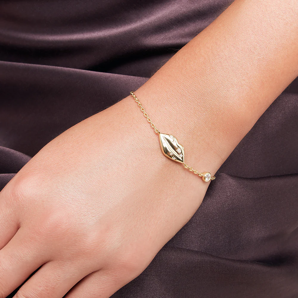 14K GOLD PLATED COSMIC PENDANT BRACELET - Image 4