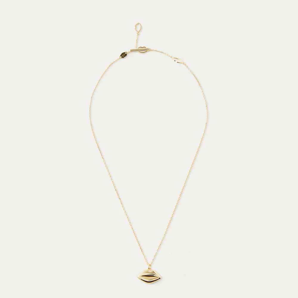 14K GOLD PLATED LUNA LIP PENDANT NECKLACE