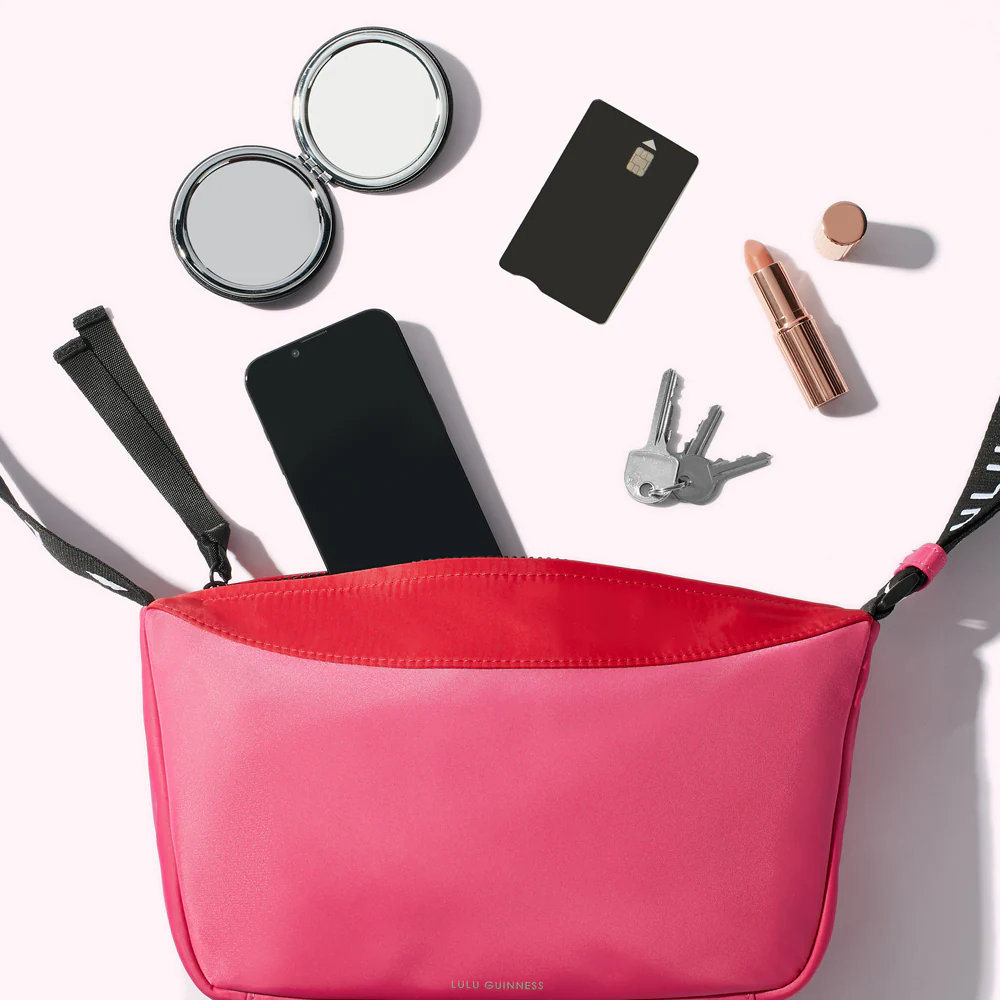 HOT PINK PUCKER UP LIPS BAG - Image 6