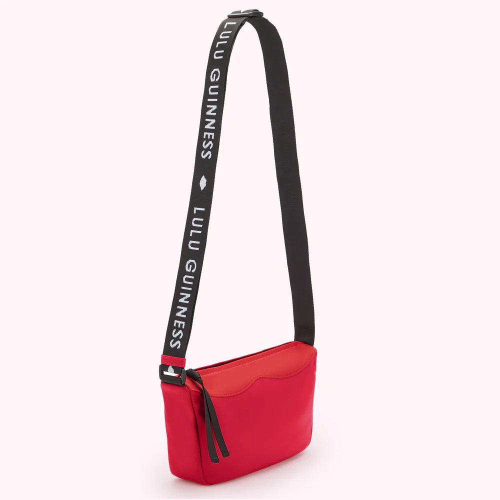 LULU RED PUCKER UP LIPS BAG - Image 3