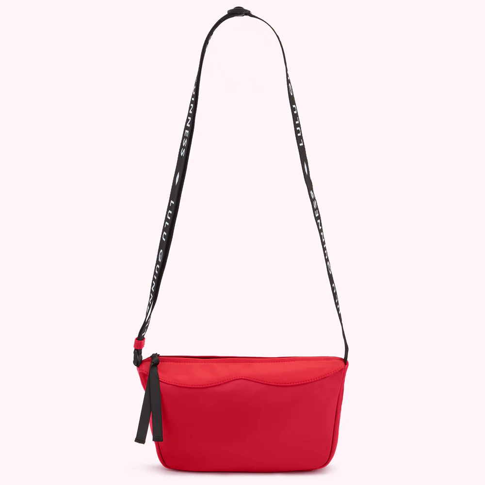 LULU RED PUCKER UP LIPS BAG - Image 4