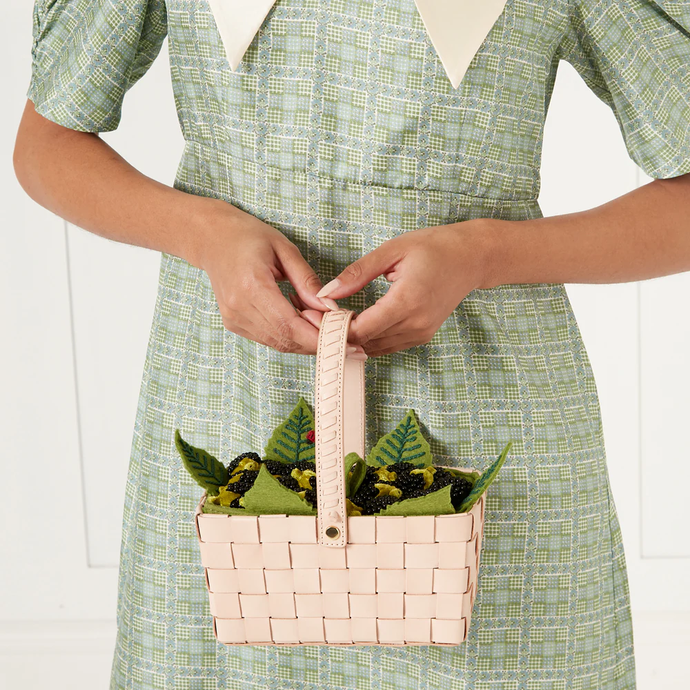 MULTI BLACKBERRY PUNNET CLUTCH BAG - Image 9