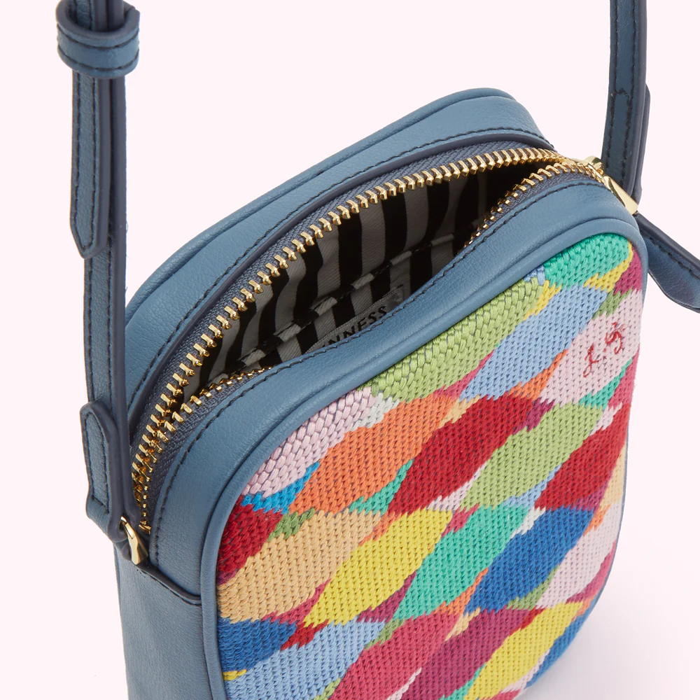 MULTI LIP TAPESTRY DAVIS CROSSBODY BAG - Image 4