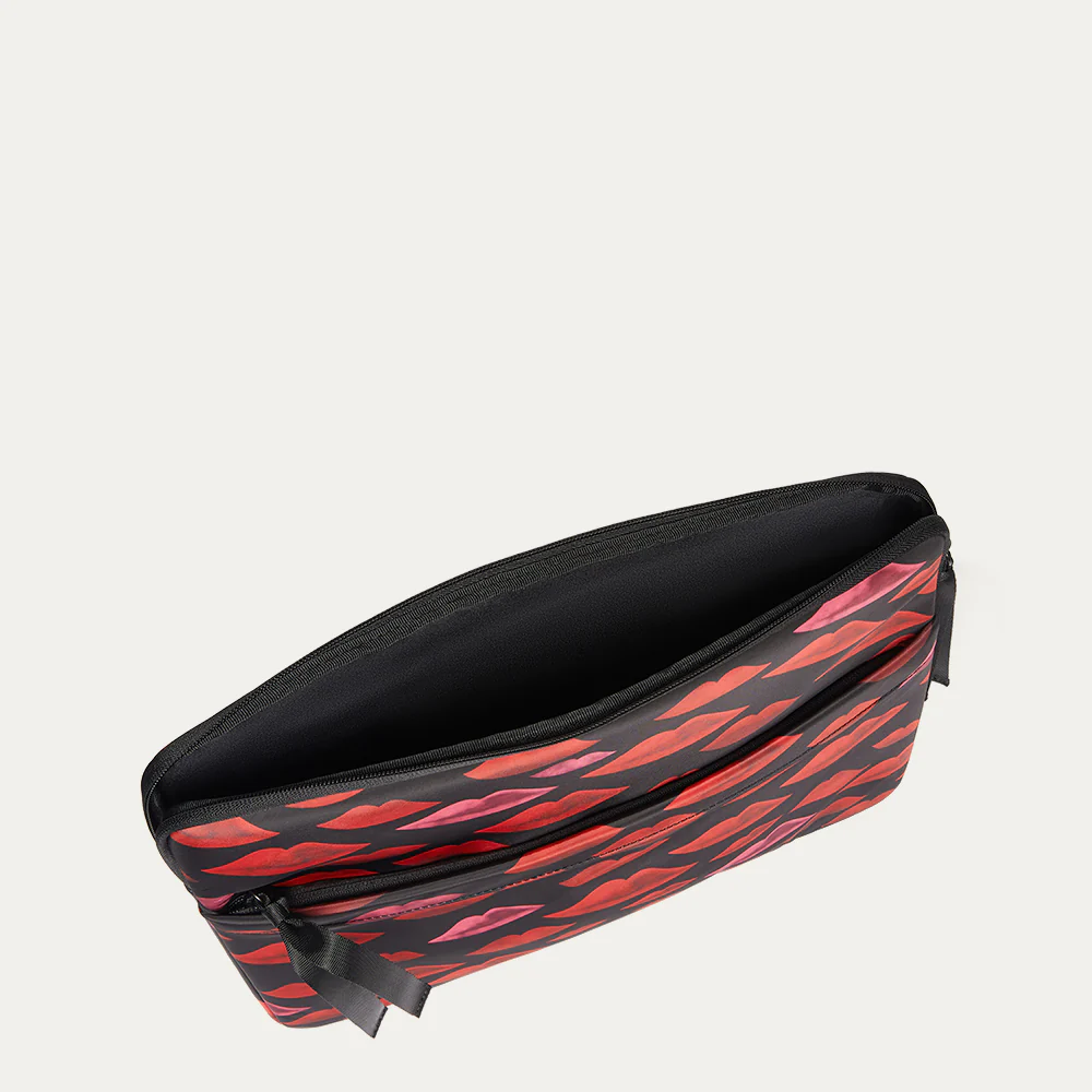MULTI WATERCOLOUR LIP PRINT SUNNY LAPTOP CASE - Image 3