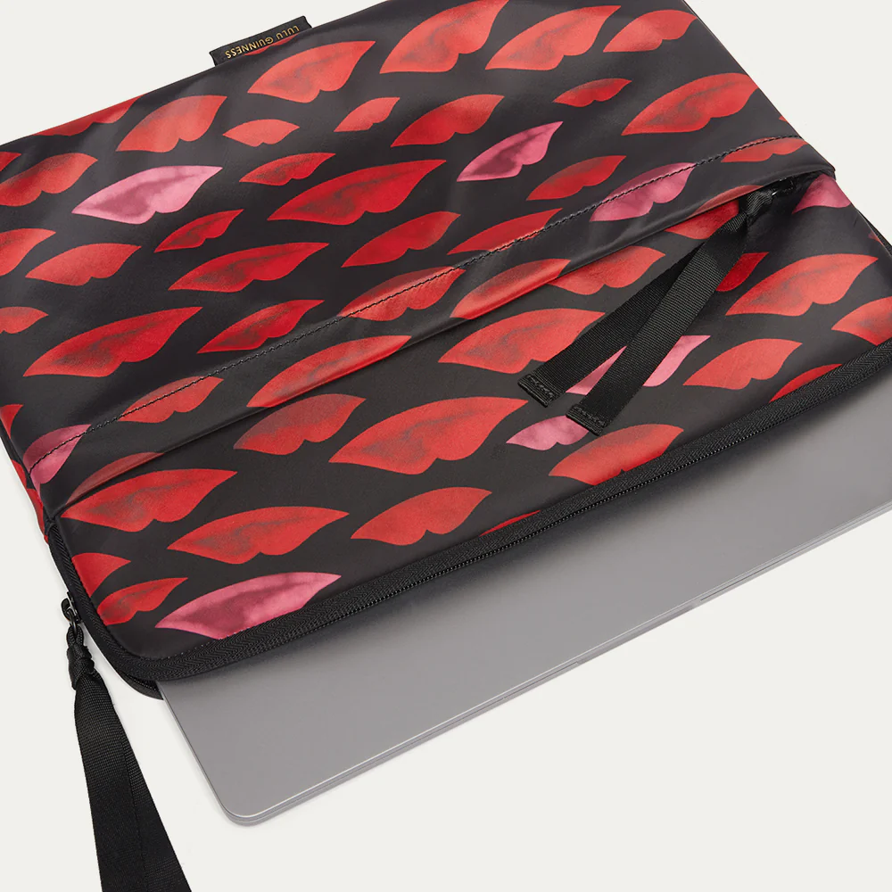 MULTI WATERCOLOUR LIP PRINT SUNNY LAPTOP CASE - Image 5