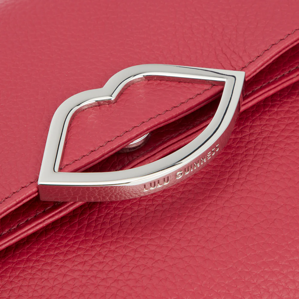 RASPBERRY LEATHER ISSY CLUTCH BAG - Image 4