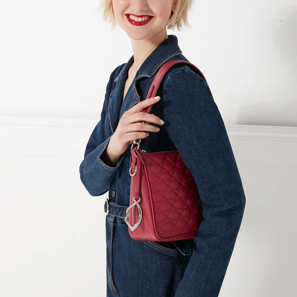 RASPBERRY QUILTED LIP CALLIE CROSSBODY BAG - Image 9