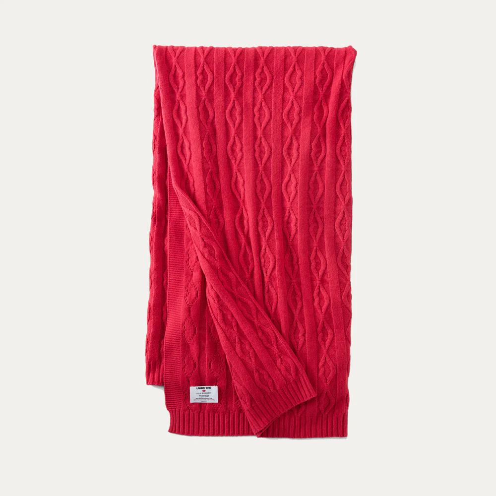 RED CABLE KNIT THROW