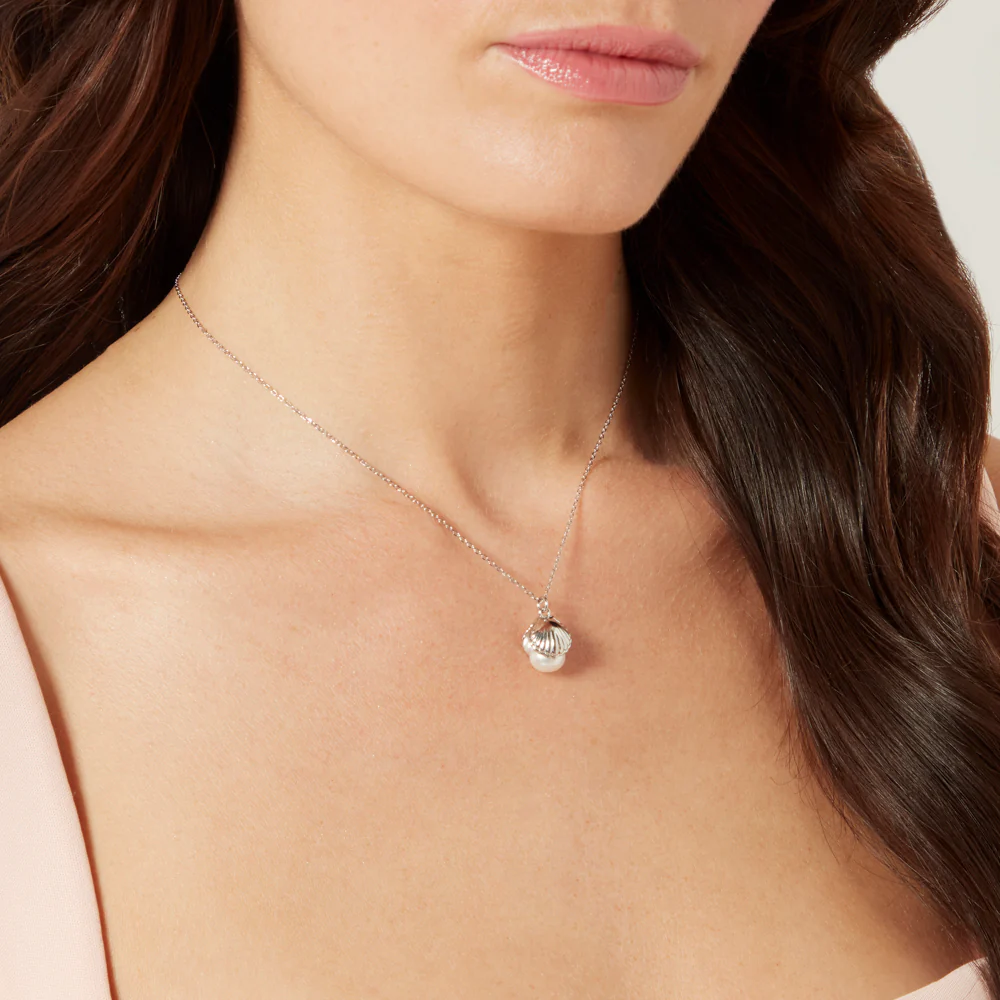 STERLING SILVER SHELL AND FRESHWATER PEARL PENDANT NECKLACE